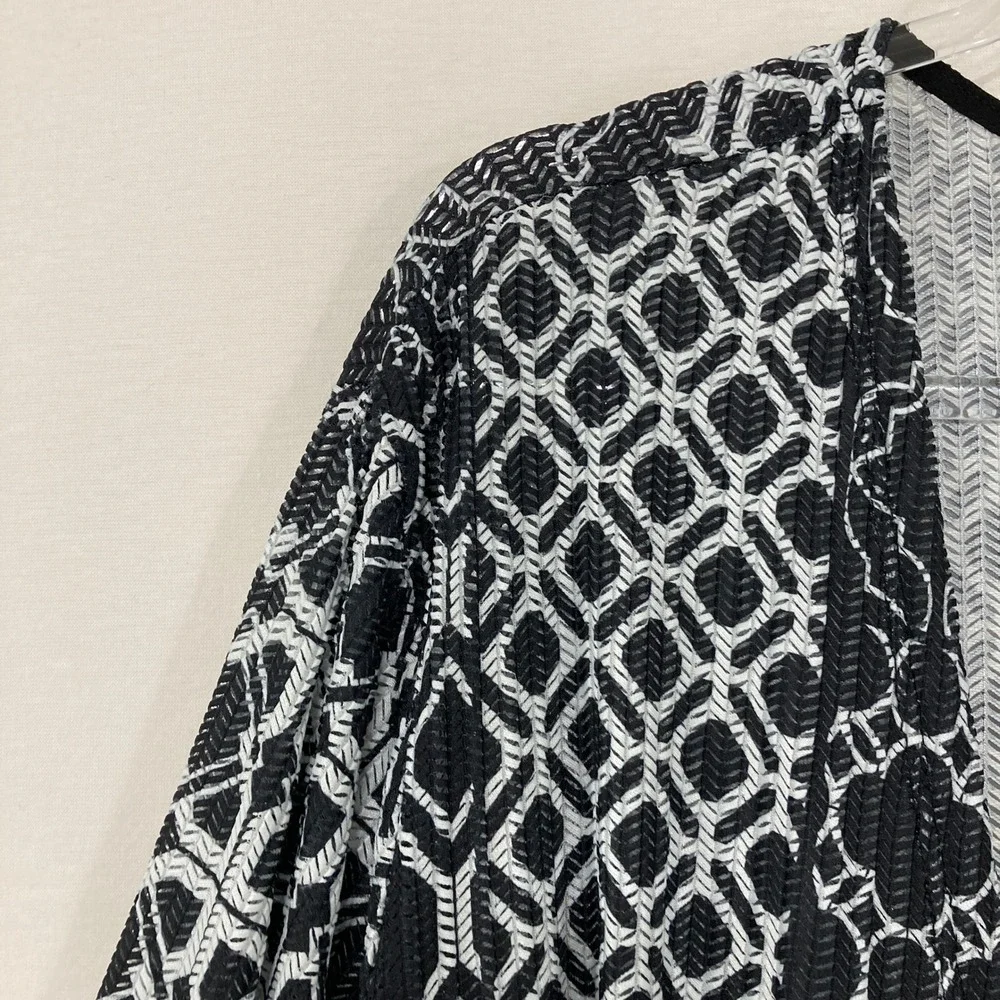 Catherines Open‎ Front Jacket Kimono size 5X Black White Geometric Open Knit